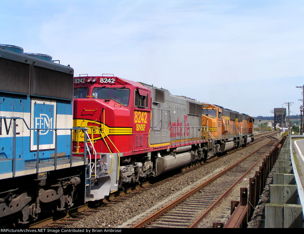 BNSF 8937 North